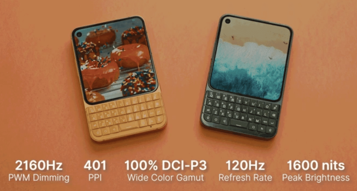 Titan 2 Elite : The 5G Keyboard Phone That Refuses to Let Touchscreens Win