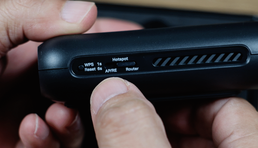 TP Link TL WR1502X button