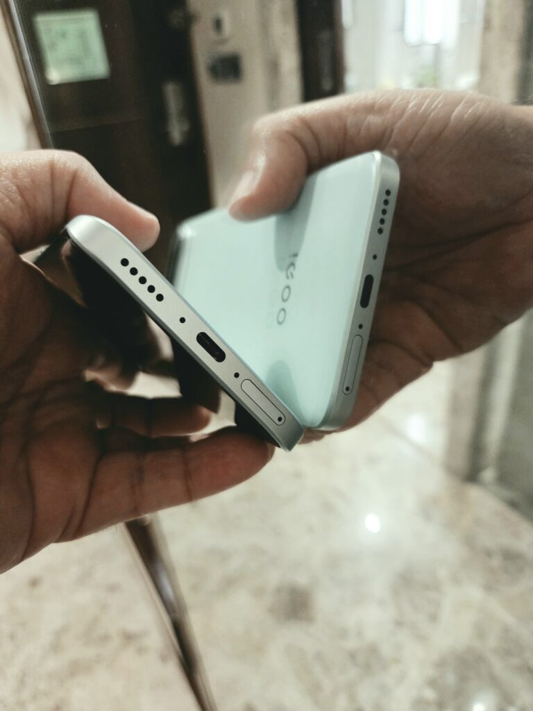 iqoo z11 features