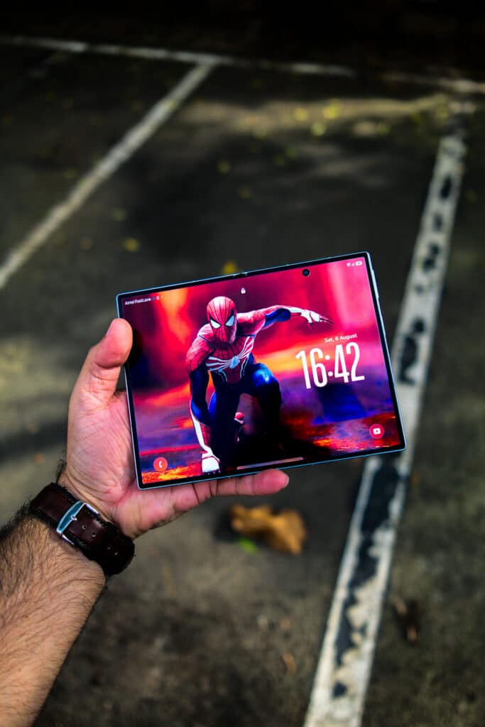 samsung galaxy z fold 8 inner screen