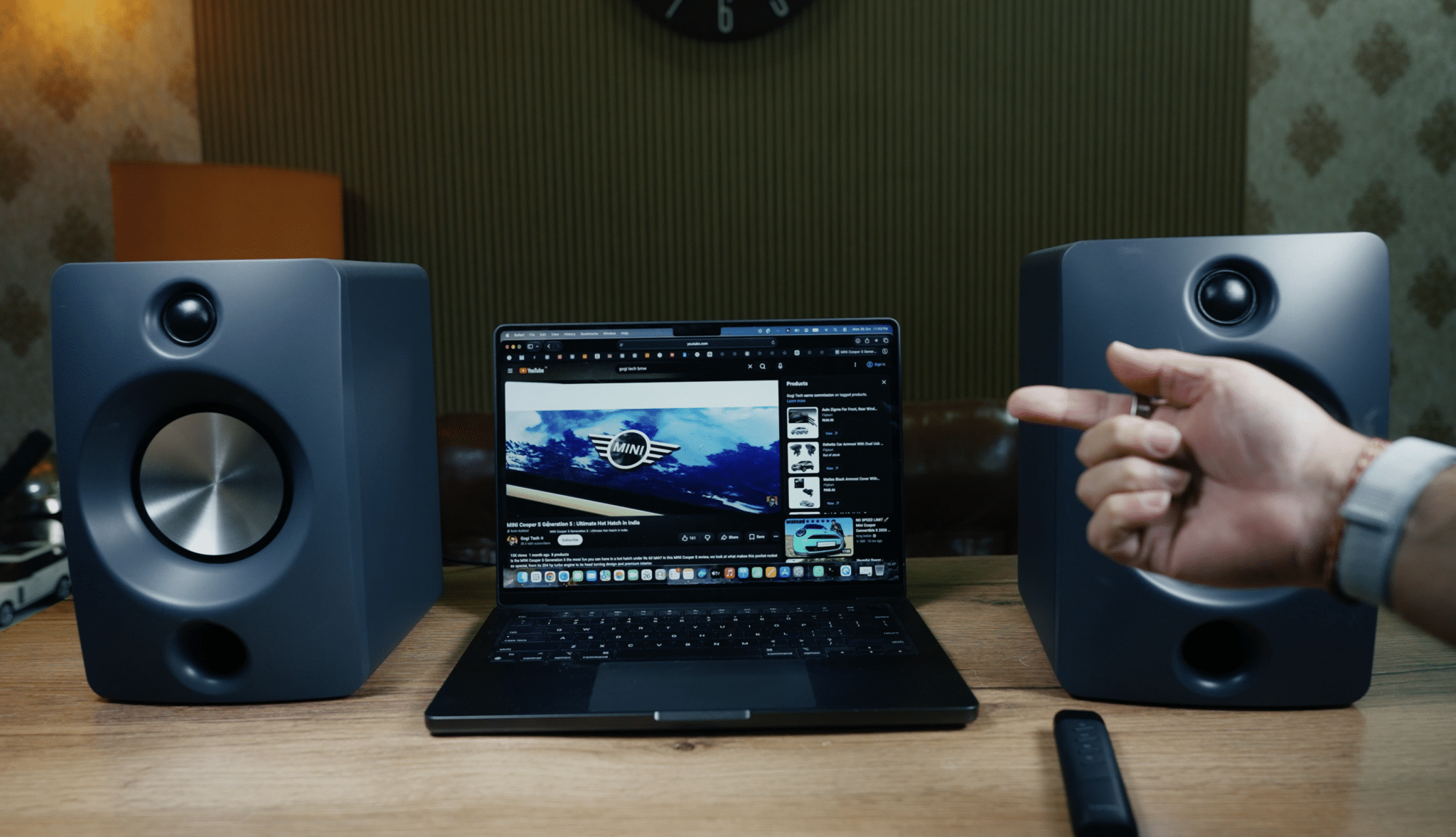 Lumio Aura 5 review and unboxing