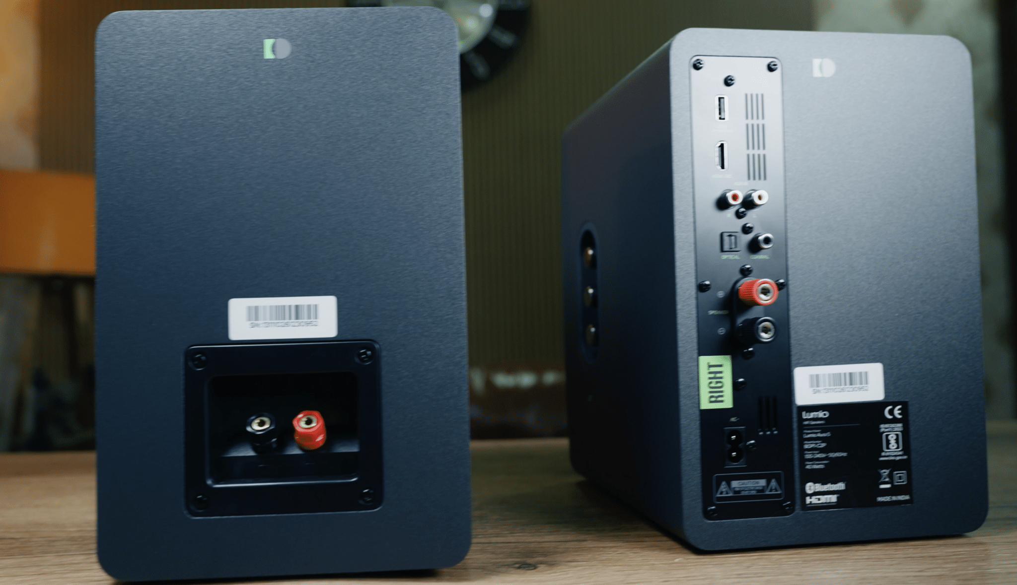 Lumio Aura 5 rear connectivity ports