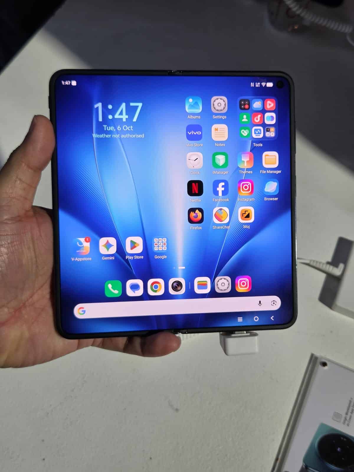 vivo X Fold6 unfolded inner display hands-on